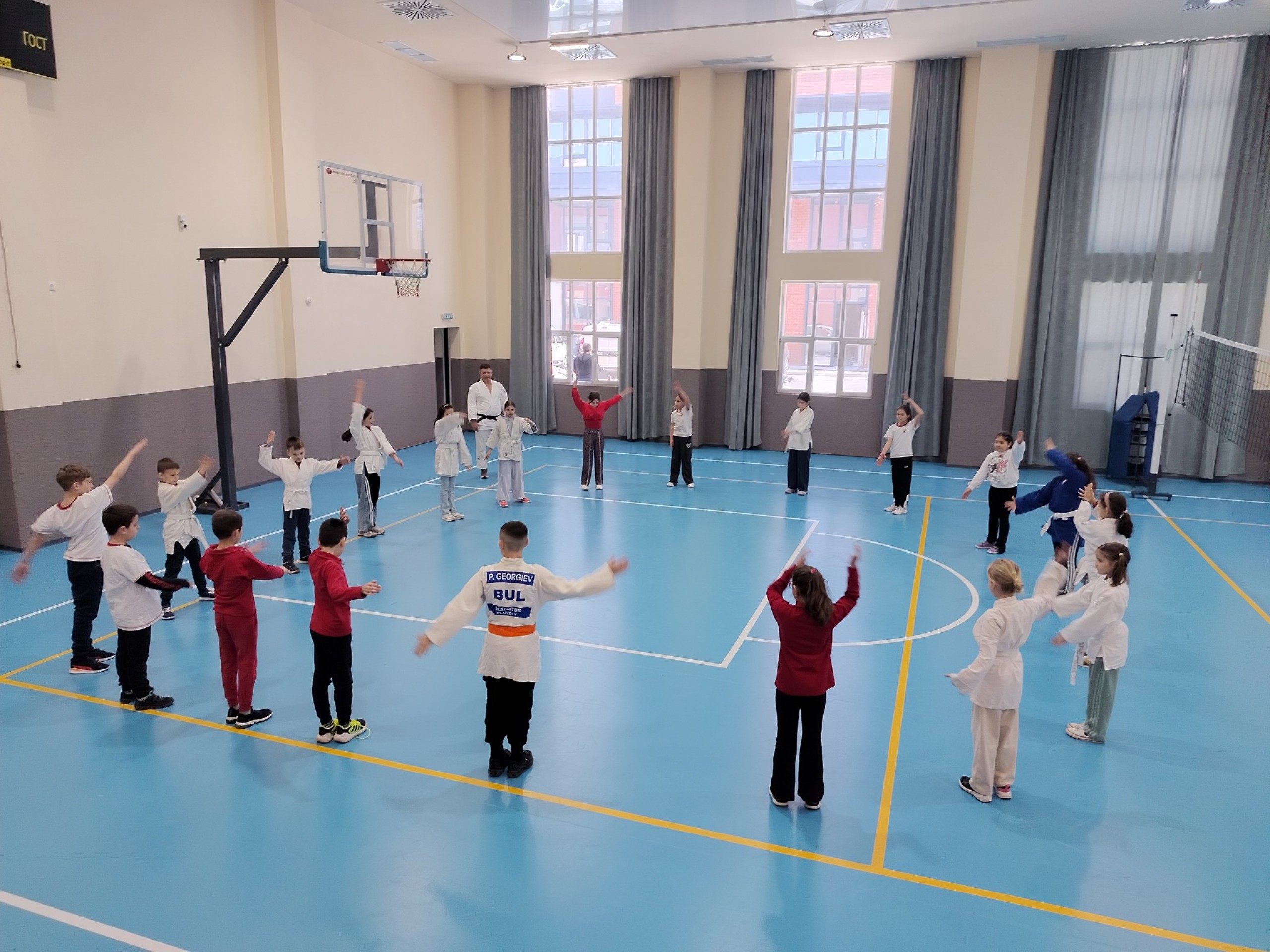 Спортните клубове влязоха в първите часове по ФВС